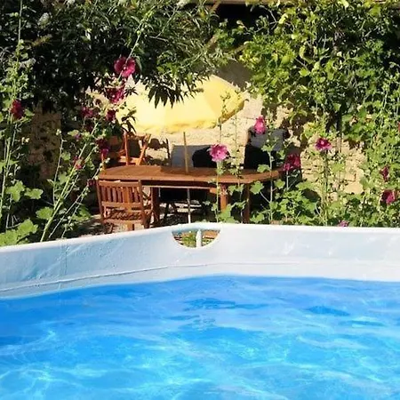 Modern Holiday Home In Torresina Italy With Private Pool Semesterbostad